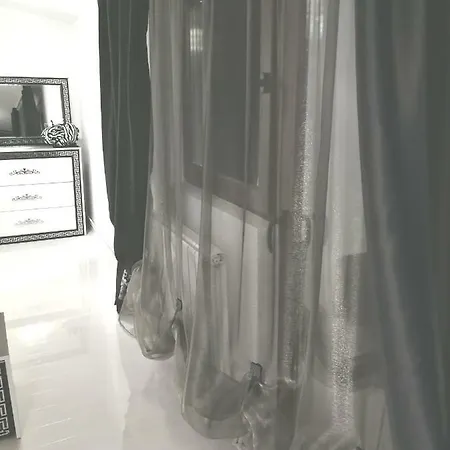Black & White Luxury Διαμέρισμα
