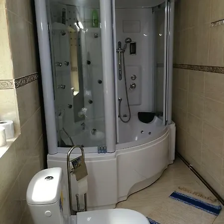 Black & White Luxury * Κλουζ-Ναπόκα